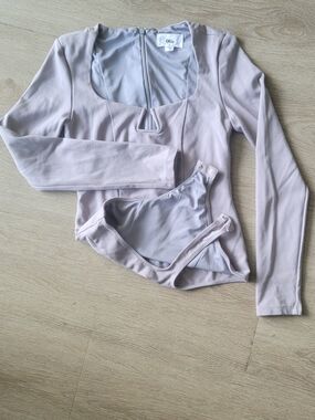 Olia Long-Sleeve Scoop-Neck Bodysuit in Light Lavender